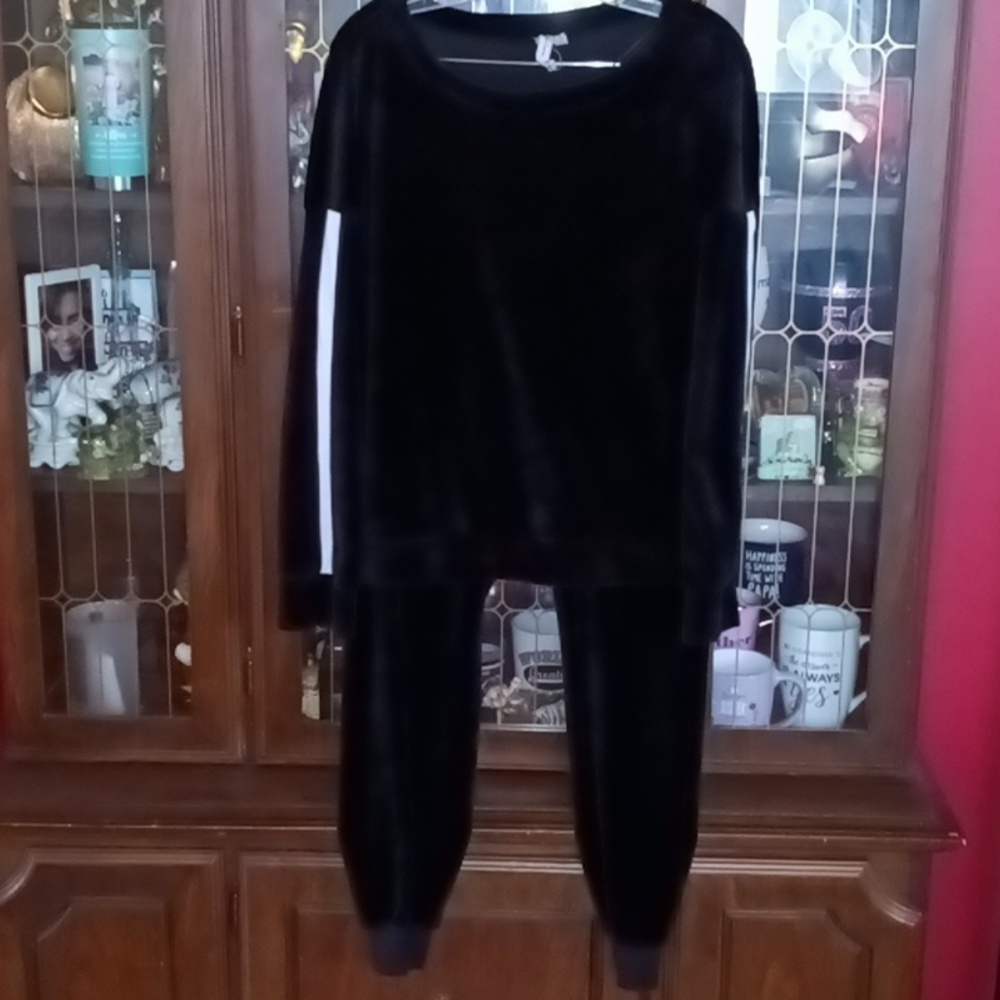 Cable And Gauge Velour Jogger Suit Gem